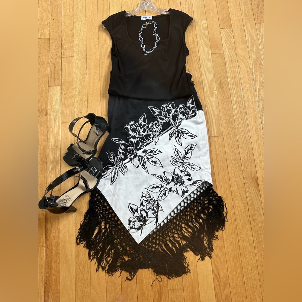 Classic ~ Timeless skirt from Cache